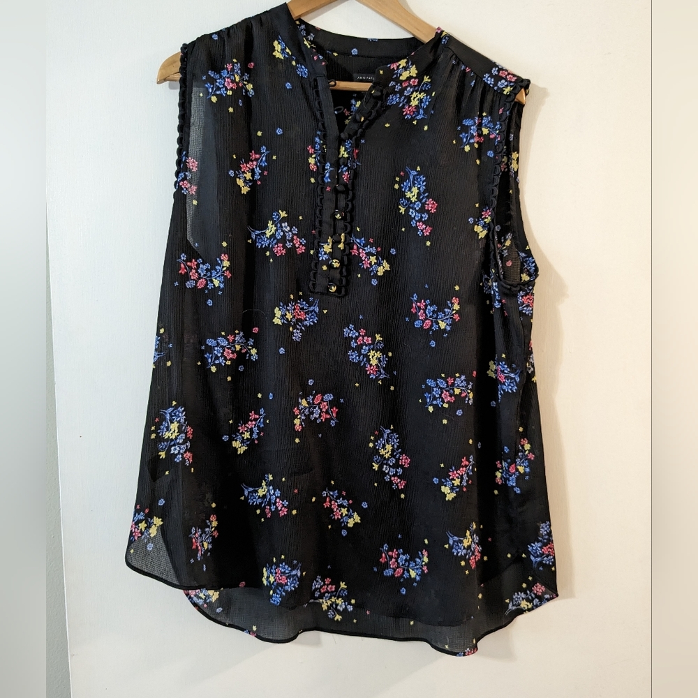 Ann Taylor Black Floral Shell